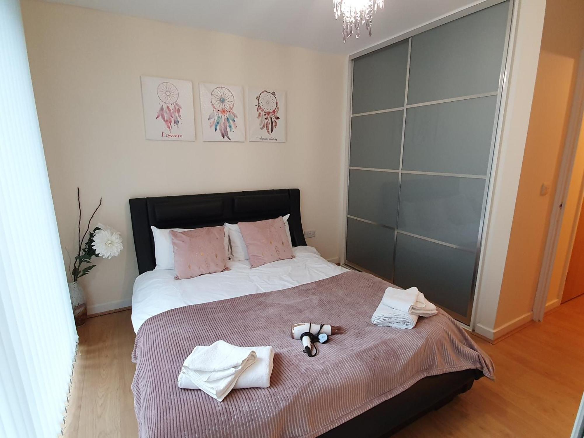 Dazzon Apartments - Hub - Central Mk Milton Keynes Phòng bức ảnh