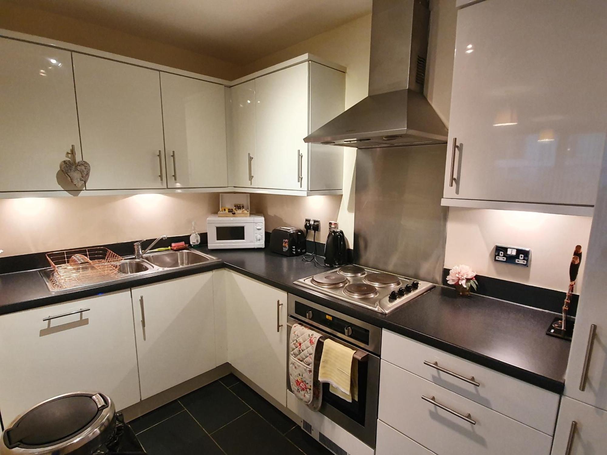Dazzon Apartments - Hub - Central Mk Milton Keynes Phòng bức ảnh